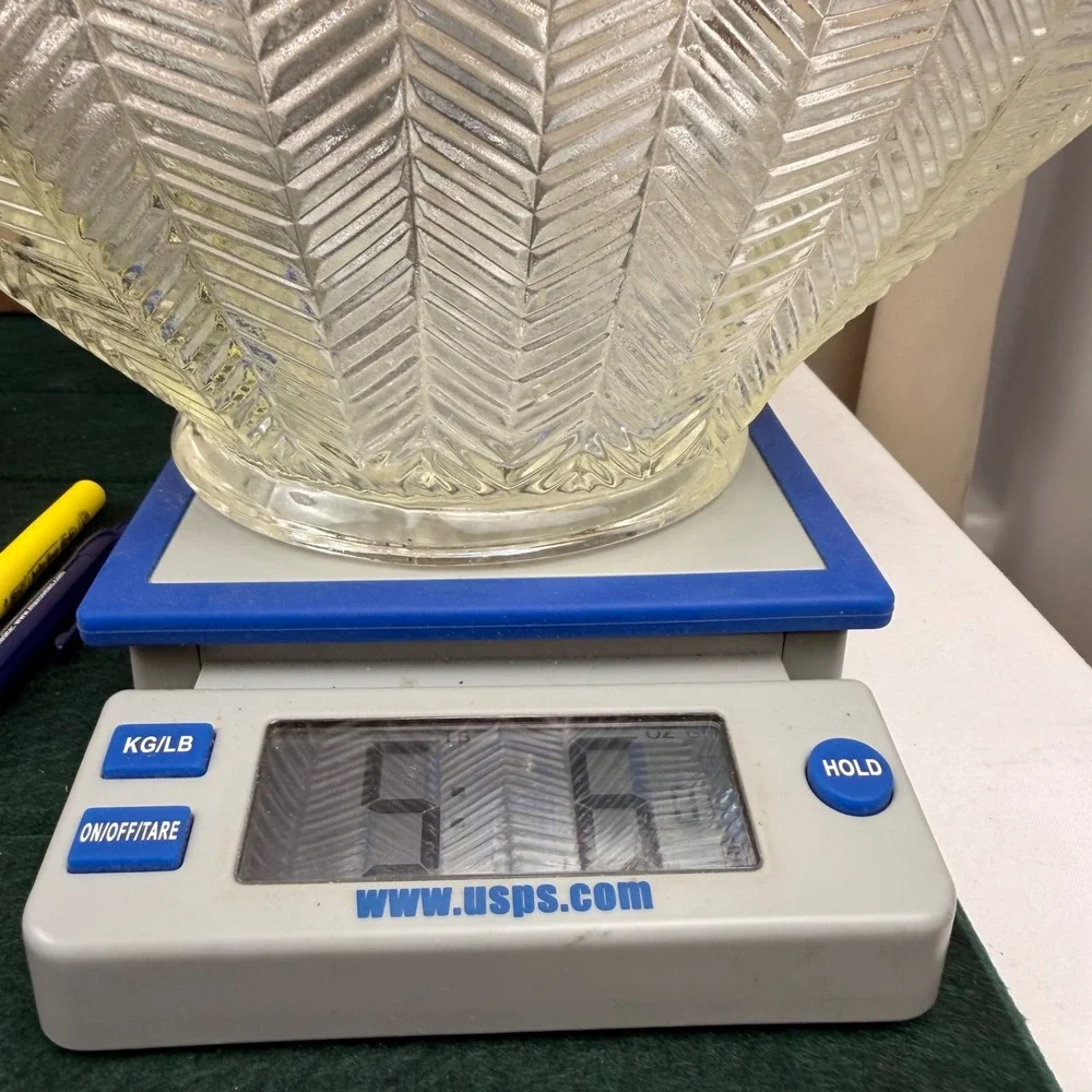 LE Smith Glass Basket Vintage Clear Herringbone Feather Pattern Scalloped Edge